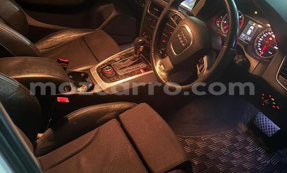 Nunua Ilio tumika Audi Q5 Nyeupe Gari ndani ya Maputo nchini Maputo Nunua Ilio tumika Audi Q5 Nyeupe Gari ndani ya Maputo nchini Maputo