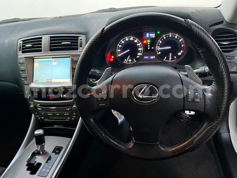 Big with watermark lexus is maputo maputo 25906