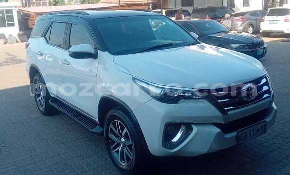Nunua Ilio tumika Toyota Fortuner Nyeupe Gari ndani ya Maputo nchini Maputo Nunua Ilio tumika Toyota Fortuner Nyeupe Gari ndani ya Maputo nchini Maputo