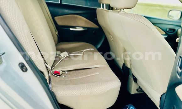 Comprar Usado Toyota Belta Branco Carro em Maputo em Maputo Comprar Usado Toyota Belta Branco Carro em Maputo em Maputo