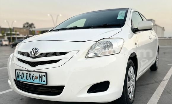 Comprar Usado Toyota Belta Branco Carro em Maputo em Maputo Comprar Usado Toyota Belta Branco Carro em Maputo em Maputo