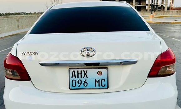 Comprar Usado Toyota Belta Branco Carro em Maputo em Maputo Comprar Usado Toyota Belta Branco Carro em Maputo em Maputo