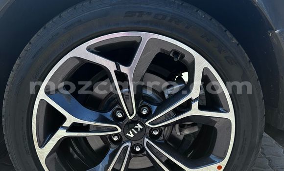 Nunua Ilio tumika Kia Sportage Nyeupe Gari ndani ya Maputo nchini Maputo Nunua Ilio tumika Kia Sportage Nyeupe Gari ndani ya Maputo nchini Maputo