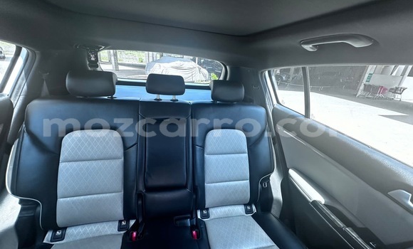 Comprar Usado Kia Sportage Branco Carro em Maputo em Maputo Comprar Usado Kia Sportage Branco Carro em Maputo em Maputo