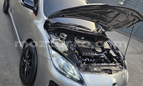 Comprar Usado Mazda Axela Prata Carro em Maputo em Maputo