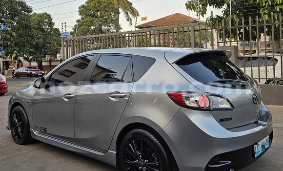 Buy Used Mazda Axela Silver Car in Maputo in Maputo Buy Used Mazda Axela Silver Car in Maputo in Maputo