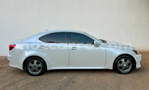 Comprar Usado Lexus IS Branco Carro em Maputo em Maputo Comprar Usado Lexus IS Branco Carro em Maputo em Maputo