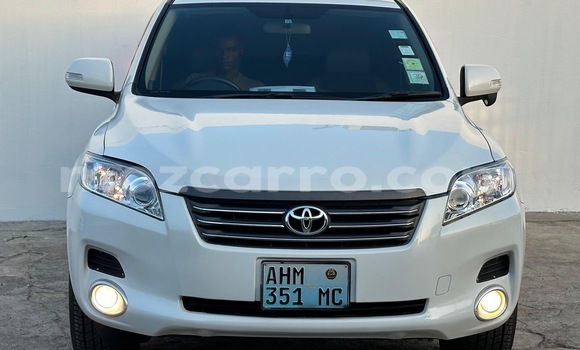 Comprar Usado Toyota Vanguard Branco Carro em Maputo em Maputo Comprar Usado Toyota Vanguard Branco Carro em Maputo em Maputo