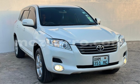 Comprar Usado Toyota Vanguard Branco Carro em Maputo em Maputo Comprar Usado Toyota Vanguard Branco Carro em Maputo em Maputo