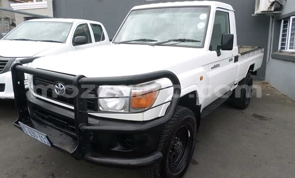 Tenga Tsaru Toyota Land Cruiser Chena Mota in Chimoio in Manica Tenga Tsaru Toyota Land Cruiser Chena Mota in Chimoio in Manica