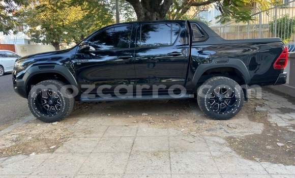 Comprar Usado Toyota Hilux Preto Carro em Maputo em Maputo Comprar Usado Toyota Hilux Preto Carro em Maputo em Maputo