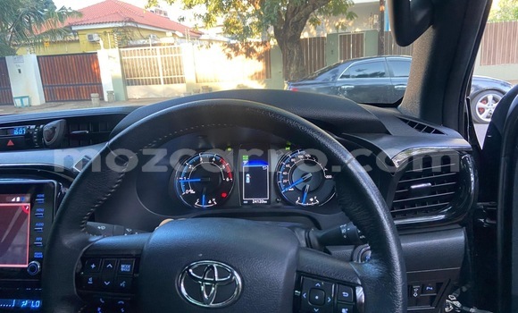 Comprar Usado Toyota Hilux Preto Carro em Maputo em Maputo Comprar Usado Toyota Hilux Preto Carro em Maputo em Maputo