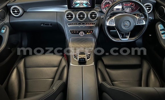 Comprar Usado Mercedes‒Benz C-Class Branco Carro em Maputo em Maputo Comprar Usado Mercedes‒Benz C-Class Branco Carro em Maputo em Maputo