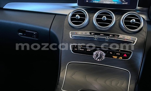 Comprar Usado Mercedes‒Benz C-Class Branco Carro em Maputo em Maputo Comprar Usado Mercedes‒Benz C-Class Branco Carro em Maputo em Maputo