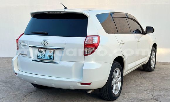 Comprar Novo Toyota Vanguard Branco Carro em Maputo em Maputo Comprar Novo Toyota Vanguard Branco Carro em Maputo em Maputo