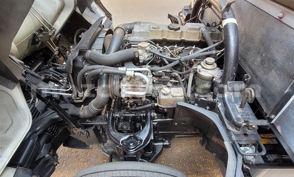 Comprar Usado Mitsubishi 500 Branco Carro em Maputo em Maputo Comprar Usado Mitsubishi 500 Branco Carro em Maputo em Maputo