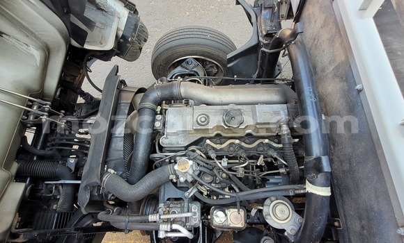 Comprar Usado Mitsubishi 500 Branco Carro em Maputo em Maputo Comprar Usado Mitsubishi 500 Branco Carro em Maputo em Maputo