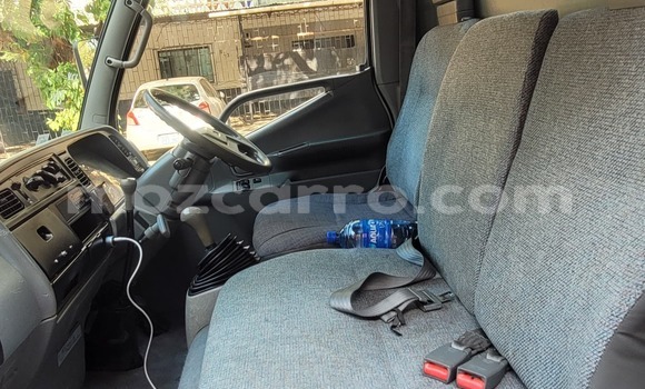 Comprar Usado Mitsubishi 500 Branco Carro em Maputo em Maputo Comprar Usado Mitsubishi 500 Branco Carro em Maputo em Maputo