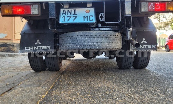 Comprar Usado Mitsubishi 500 Branco Carro em Maputo em Maputo Comprar Usado Mitsubishi 500 Branco Carro em Maputo em Maputo