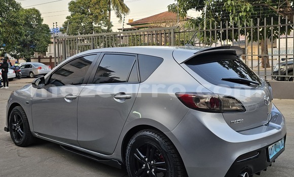 Tenga Tsaru Mazda Axela Sirivha Mota in Maputo in Maputo Tenga Tsaru Mazda Axela Sirivha Mota in Maputo in Maputo