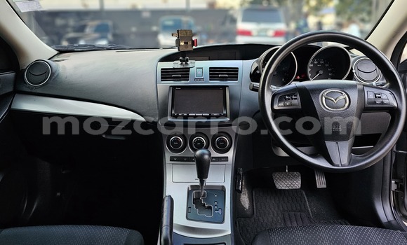 Tenga Tsaru Mazda Axela Sirivha Mota in Maputo in Maputo Tenga Tsaru Mazda Axela Sirivha Mota in Maputo in Maputo