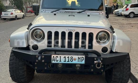 Comprar Usado Jeep Wrangler Prata Carro em Maputo em Maputo