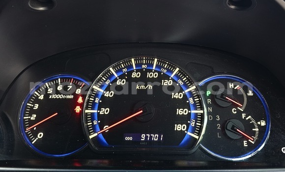 Comprar Usado Toyota Alphard Prata Carro em Maputo em Maputo Comprar Usado Toyota Alphard Prata Carro em Maputo em Maputo