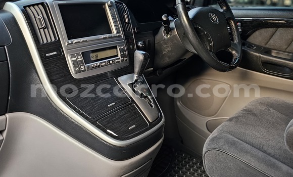 Comprar Usado Toyota Alphard Prata Carro em Maputo em Maputo Comprar Usado Toyota Alphard Prata Carro em Maputo em Maputo