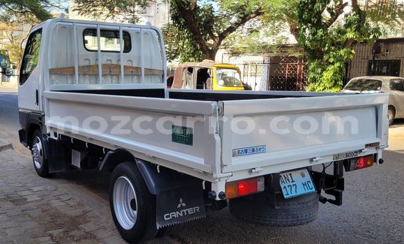 Buy New Mitsubishi Canter White Truck in Maputo in Maputo Buy New Mitsubishi Canter White Truck in Maputo in Maputo