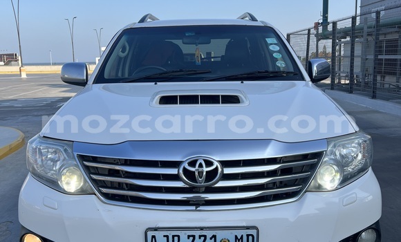 Comprar Usado Toyota Fortuner Branco Carro em Maputo em Maputo Comprar Usado Toyota Fortuner Branco Carro em Maputo em Maputo