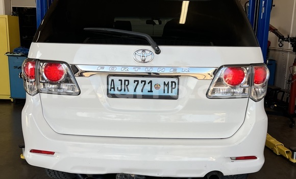 Comprar Usado Toyota Fortuner Branco Carro em Maputo em Maputo Comprar Usado Toyota Fortuner Branco Carro em Maputo em Maputo