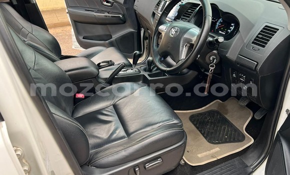 Comprar Usado Toyota Fortuner Branco Carro em Maputo em Maputo Comprar Usado Toyota Fortuner Branco Carro em Maputo em Maputo