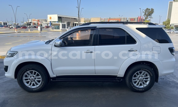Comprar Usado Toyota Fortuner Branco Carro em Maputo em Maputo Comprar Usado Toyota Fortuner Branco Carro em Maputo em Maputo