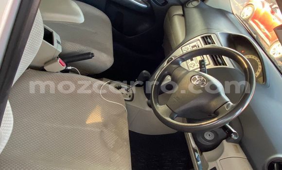 Comprar Usado Toyota Belta Prata Carro em Maputo em Maputo Comprar Usado Toyota Belta Prata Carro em Maputo em Maputo