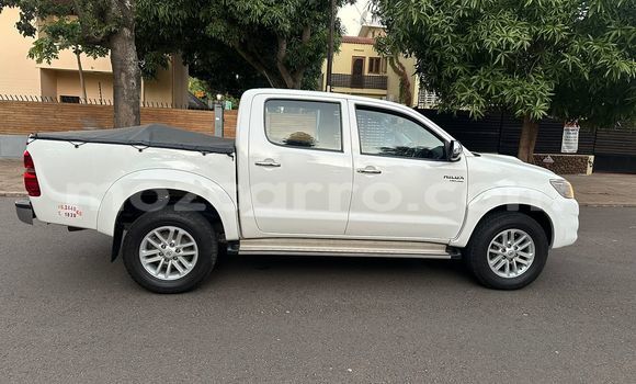 Tenga Tsaru Toyota Hilux Chena Mota in Maputo in Maputo Tenga Tsaru Toyota Hilux Chena Mota in Maputo in Maputo