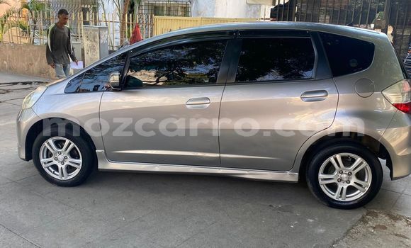 Comprar Usado Honda Fit Prata Carro em Maputo em Maputo Comprar Usado Honda Fit Prata Carro em Maputo em Maputo