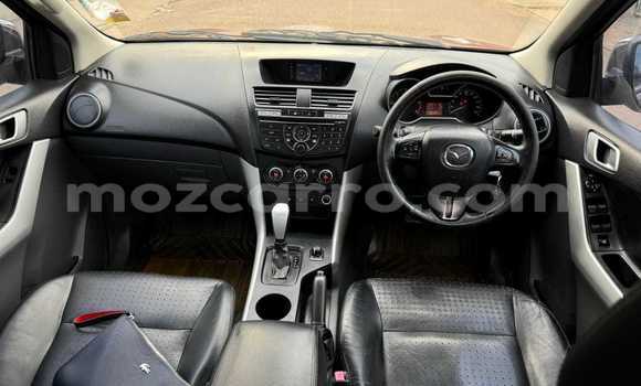 Comprar Usado Mazda BT-50 De outros Carro em Maputo em Maputo Comprar Usado Mazda BT-50 De outros Carro em Maputo em Maputo