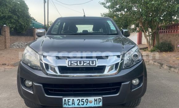 Nunua Ilio tumika Isuzu D-MAX Fedha Gari ndani ya Maputo nchini Maputo Nunua Ilio tumika Isuzu D-MAX Fedha Gari ndani ya Maputo nchini Maputo