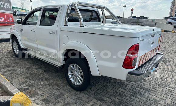 Buy Used Toyota Hilux White Car in Maputo in Maputo Buy Used Toyota Hilux White Car in Maputo in Maputo