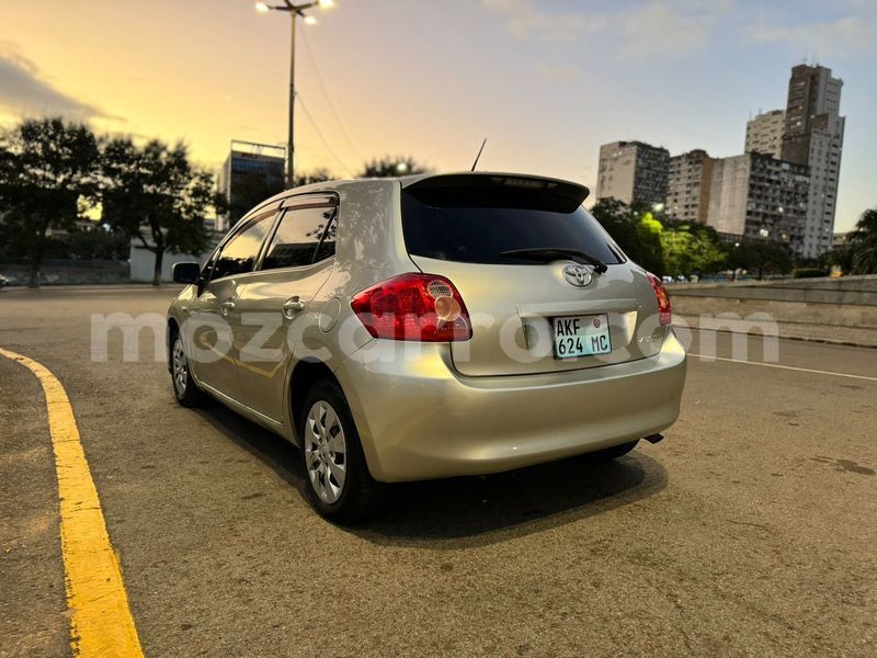 Big with watermark toyota auris maputo maputo 26002