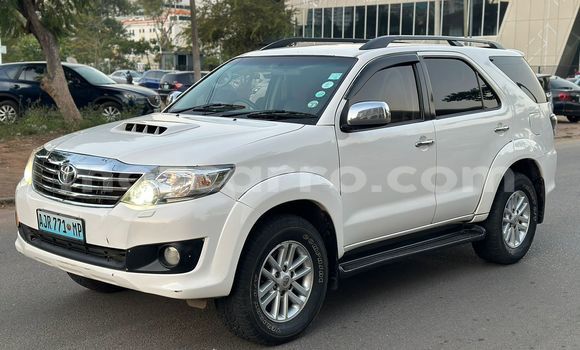 Nunua Mpya Toyota Fortuner Nyeupe Gari ndani ya Maputo nchini Maputo Nunua Mpya Toyota Fortuner Nyeupe Gari ndani ya Maputo nchini Maputo