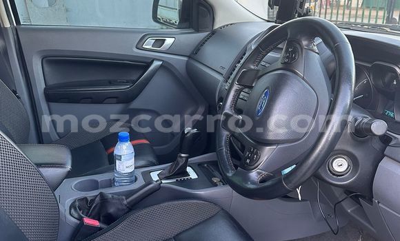 Nunua Ilio tumika Ford Ranger Nyeupe Gari ndani ya Maputo nchini Maputo Nunua Ilio tumika Ford Ranger Nyeupe Gari ndani ya Maputo nchini Maputo