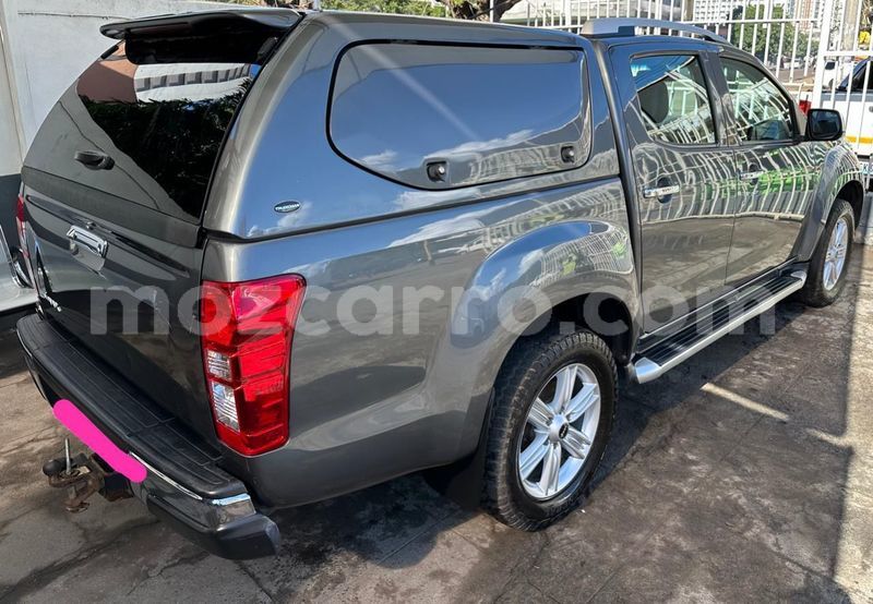 Big with watermark isuzu d max maputo maputo 26009