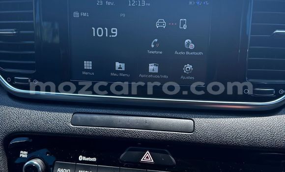 Comprar Usado Kia Sportage Branco Carro em Maputo em Maputo Comprar Usado Kia Sportage Branco Carro em Maputo em Maputo