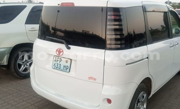 Nunua Ilio tumika Toyota Sienta Nyeupe Gari ndani ya Maputo nchini Maputo Nunua Ilio tumika Toyota Sienta Nyeupe Gari ndani ya Maputo nchini Maputo