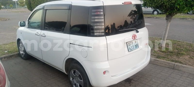 Big with watermark toyota sienta maputo maputo 26015