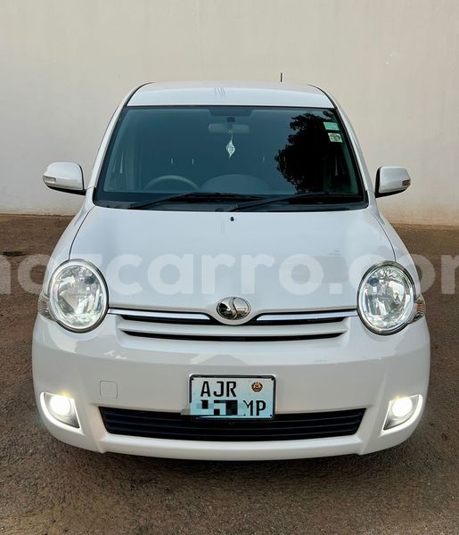 Big with watermark toyota sienta maputo maputo 26020