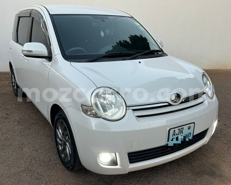 Big with watermark toyota sienta maputo maputo 26020