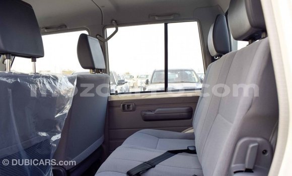 Buy Import Toyota Land Cruiser White Car in Import - Dubai in Cabo Delgado Buy Import Toyota Land Cruiser White Car in Import - Dubai in Cabo Delgado