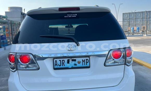 Buy Used Toyota Fortuner White Car in Maputo in Maputo Buy Used Toyota Fortuner White Car in Maputo in Maputo